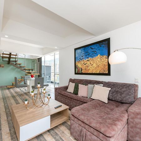 Apartamentos Borbon Suites Medellín Eksteriør bilde