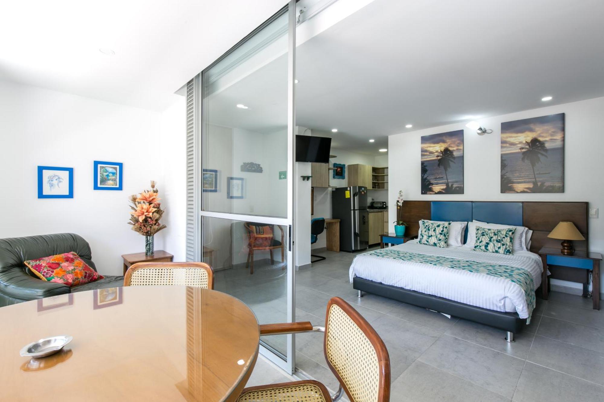 Apartamentos Borbon Suites Medellín Eksteriør bilde