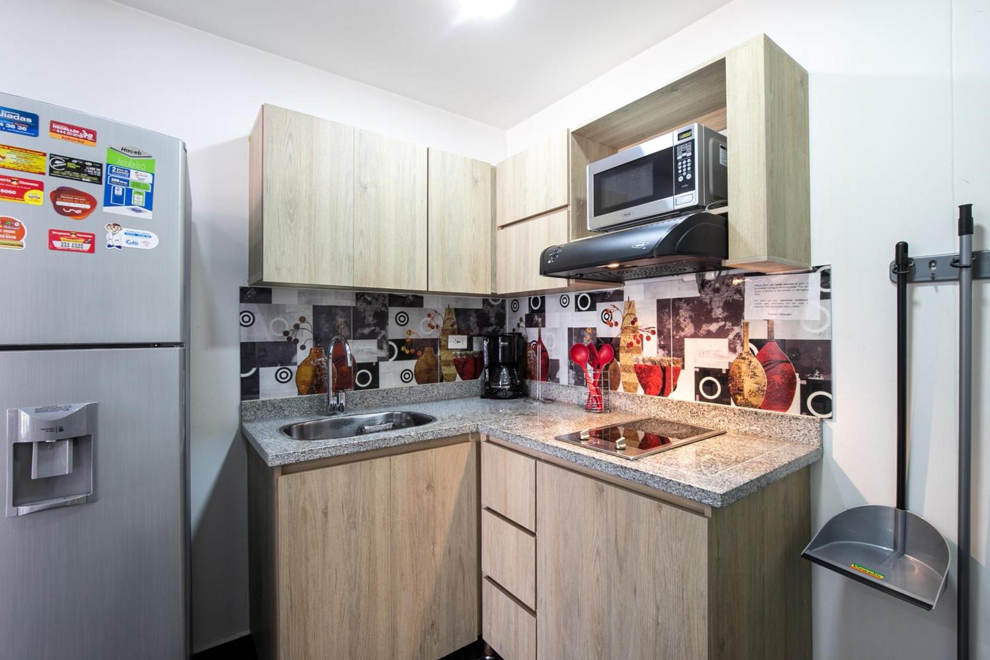 Apartamentos Borbon Suites Medellín Eksteriør bilde