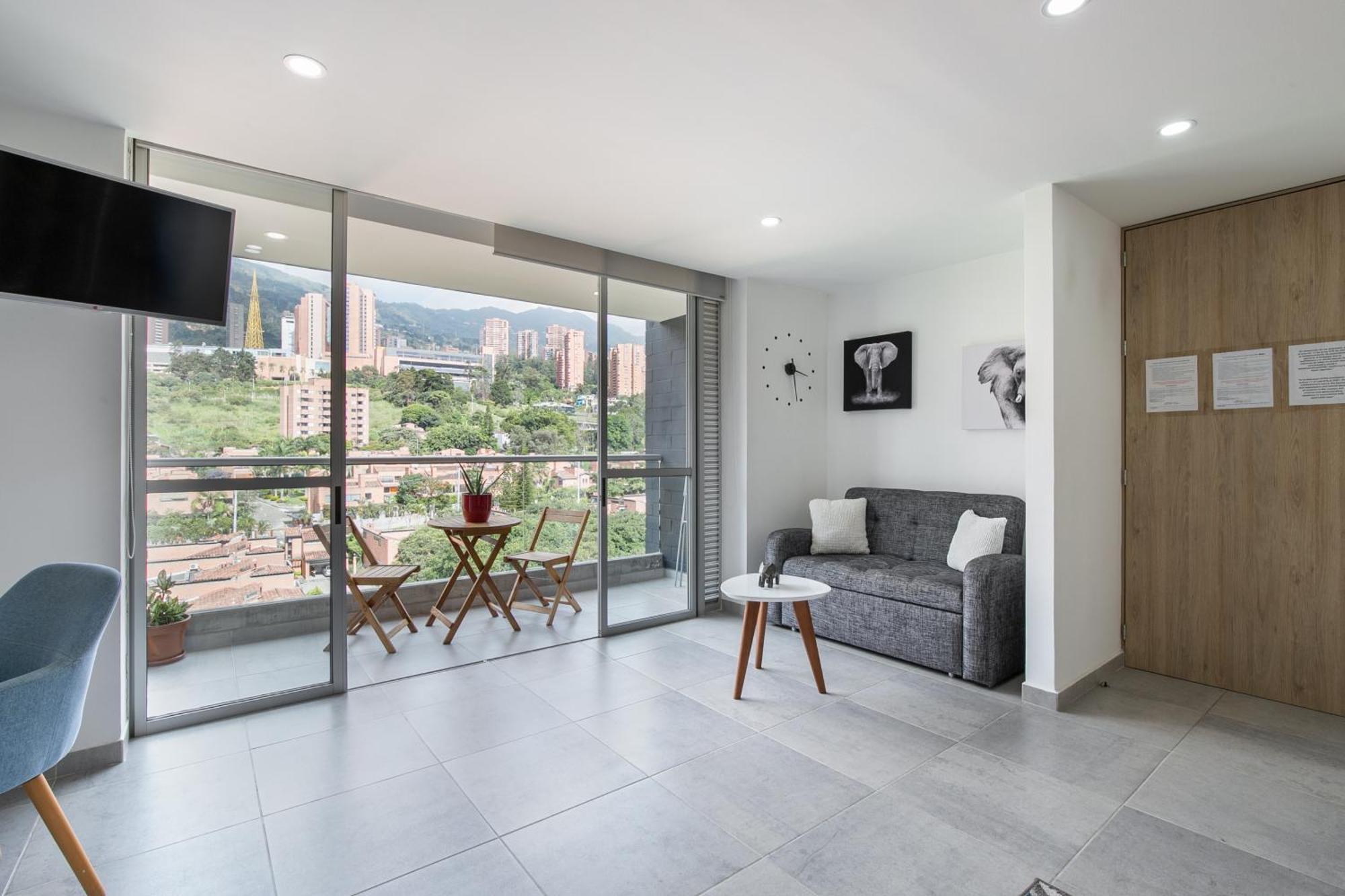 Apartamentos Borbon Suites Medellín Eksteriør bilde