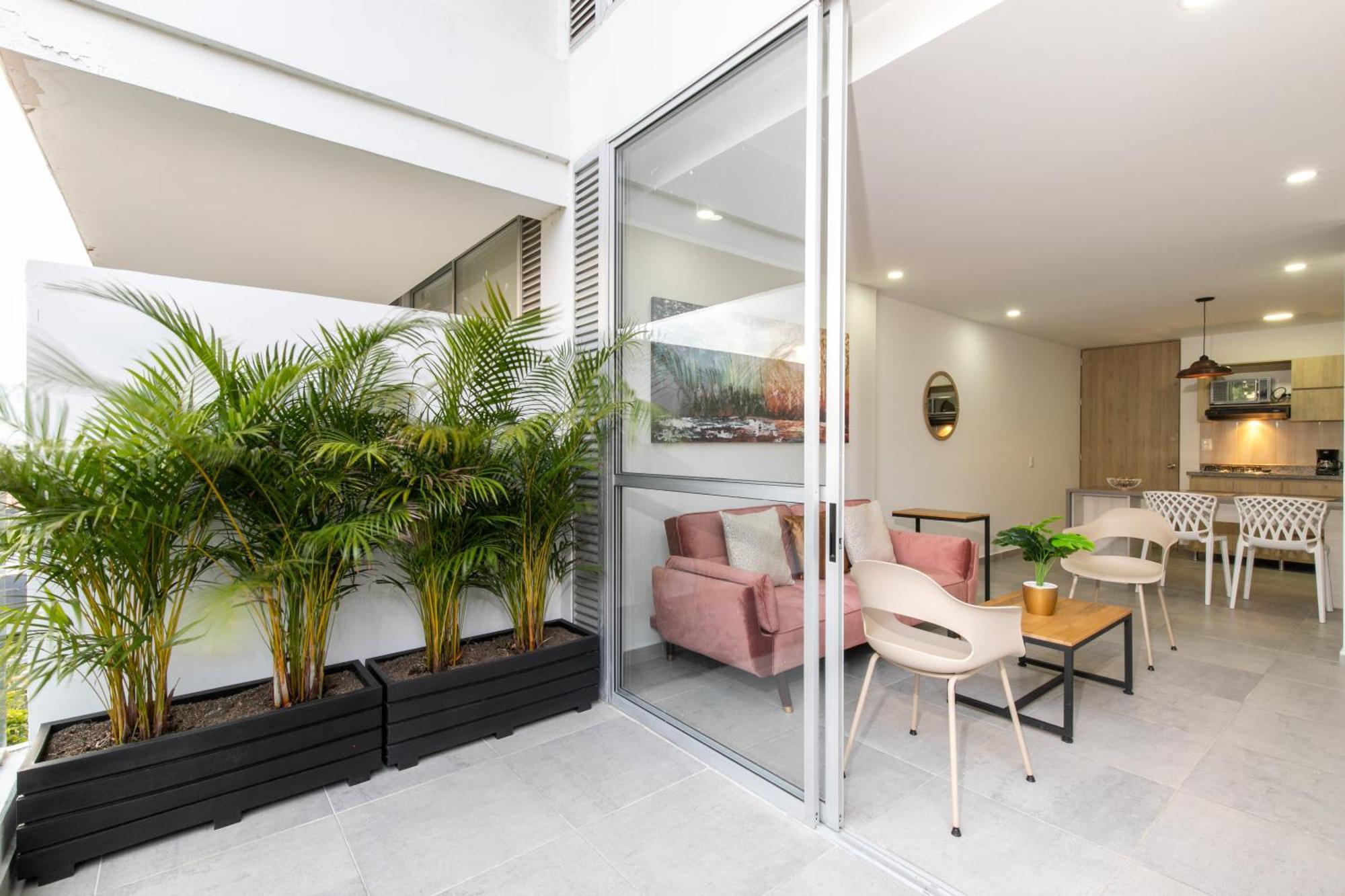 Apartamentos Borbon Suites Medellín Eksteriør bilde