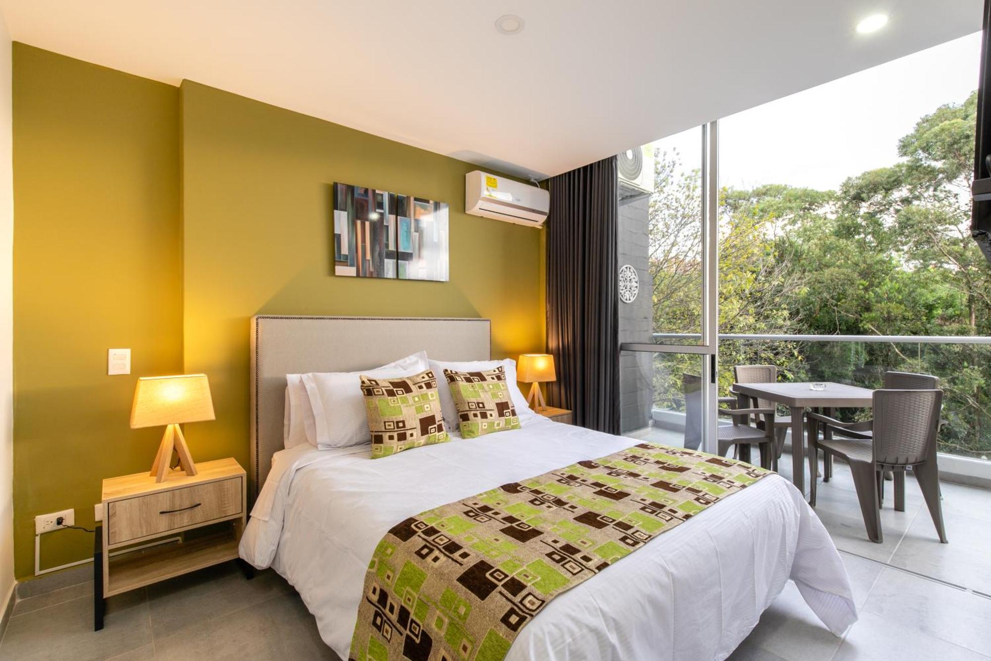 Apartamentos Borbon Suites Medellín Eksteriør bilde