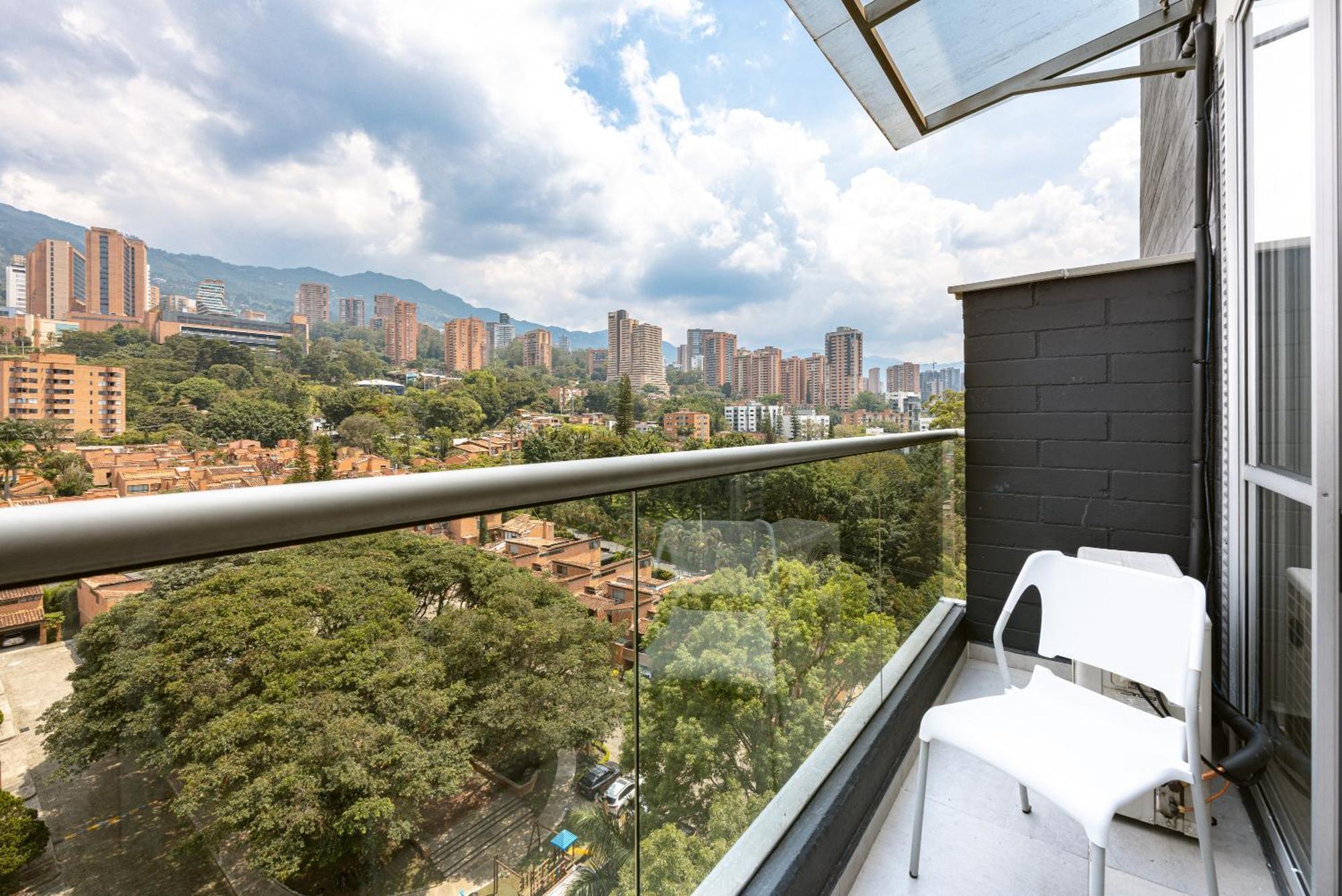 Apartamentos Borbon Suites Medellín Eksteriør bilde
